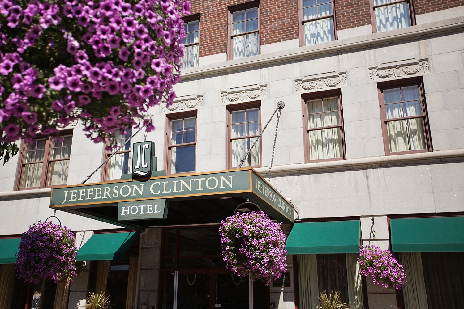 jefferson clinton hotel, syracuse, armory square, purple, petunias