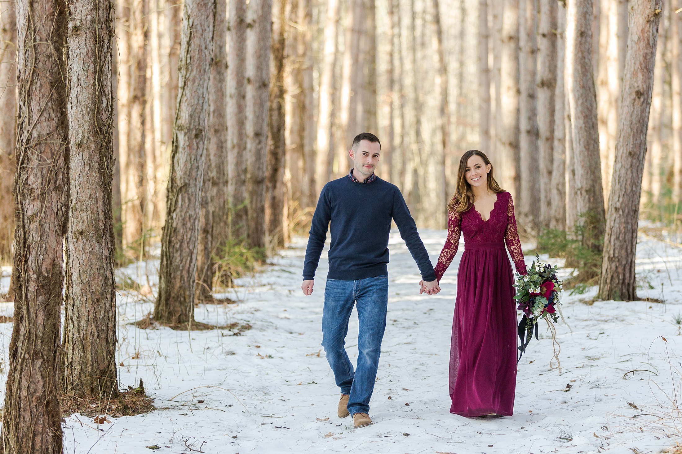 baldwinsville engagement session, beaver lake, couple in love, engaged couple